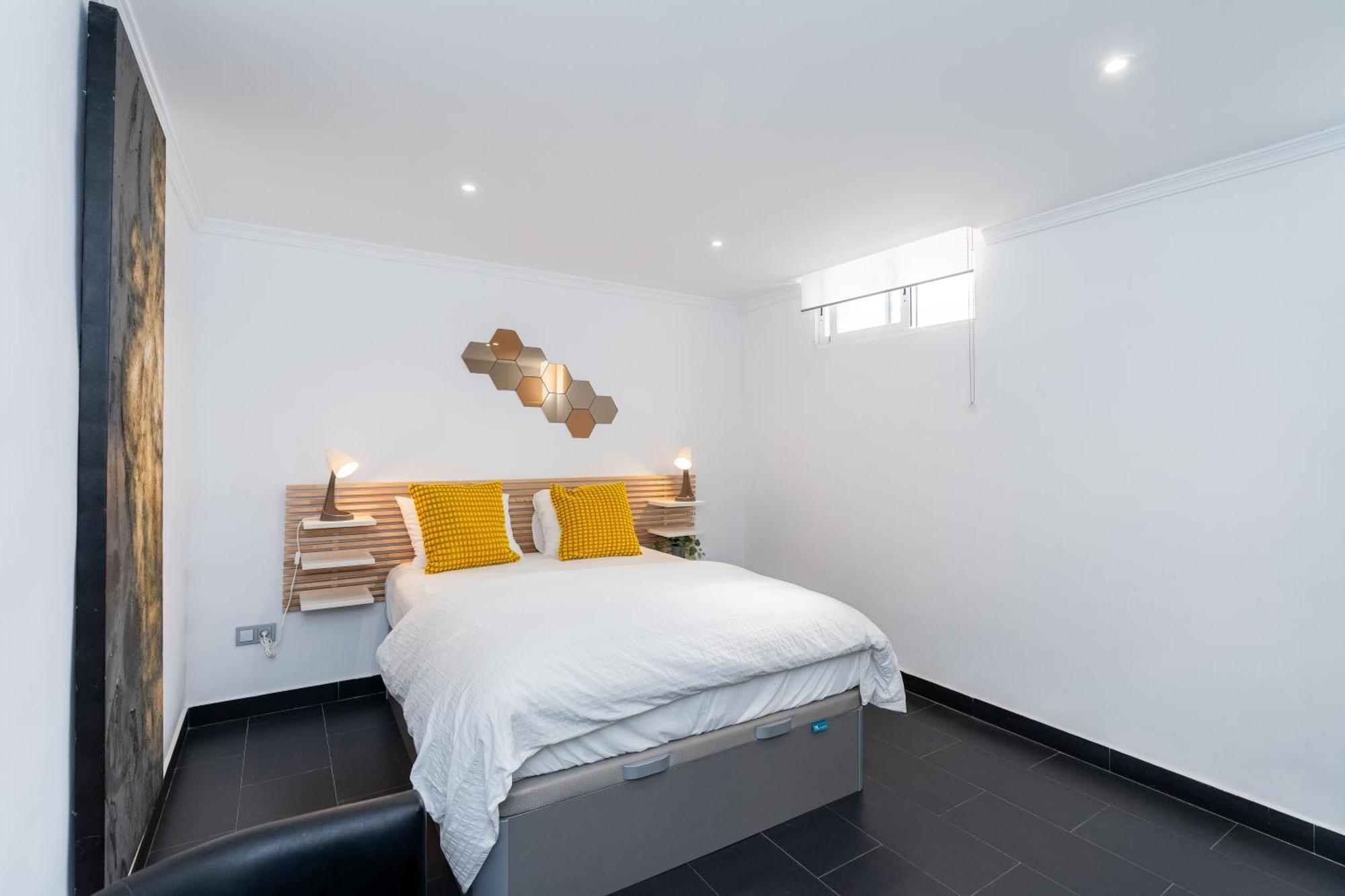 Appartement Newly Renovated 6 Bdrm Grand W Pool And Views *